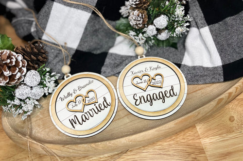 MARRIED / ENGAGED CIRCLE ORNAMENT